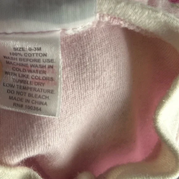 Kyle & Deena 0-3M baby girl sleeper - Picture 4 of 4